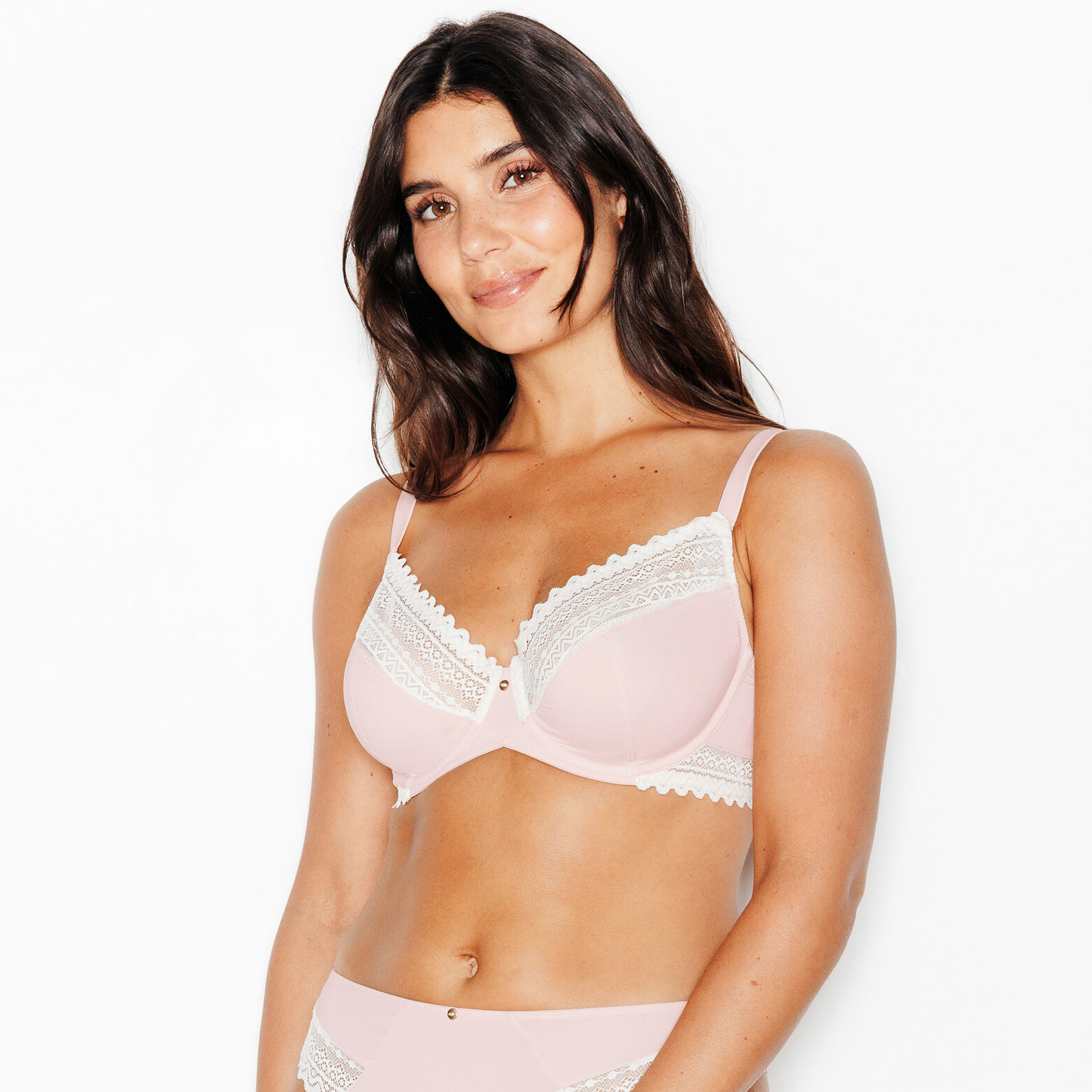 DOUCE SOUTIEN-GORGE EMBOITANT MICROFIBRE POUDRE