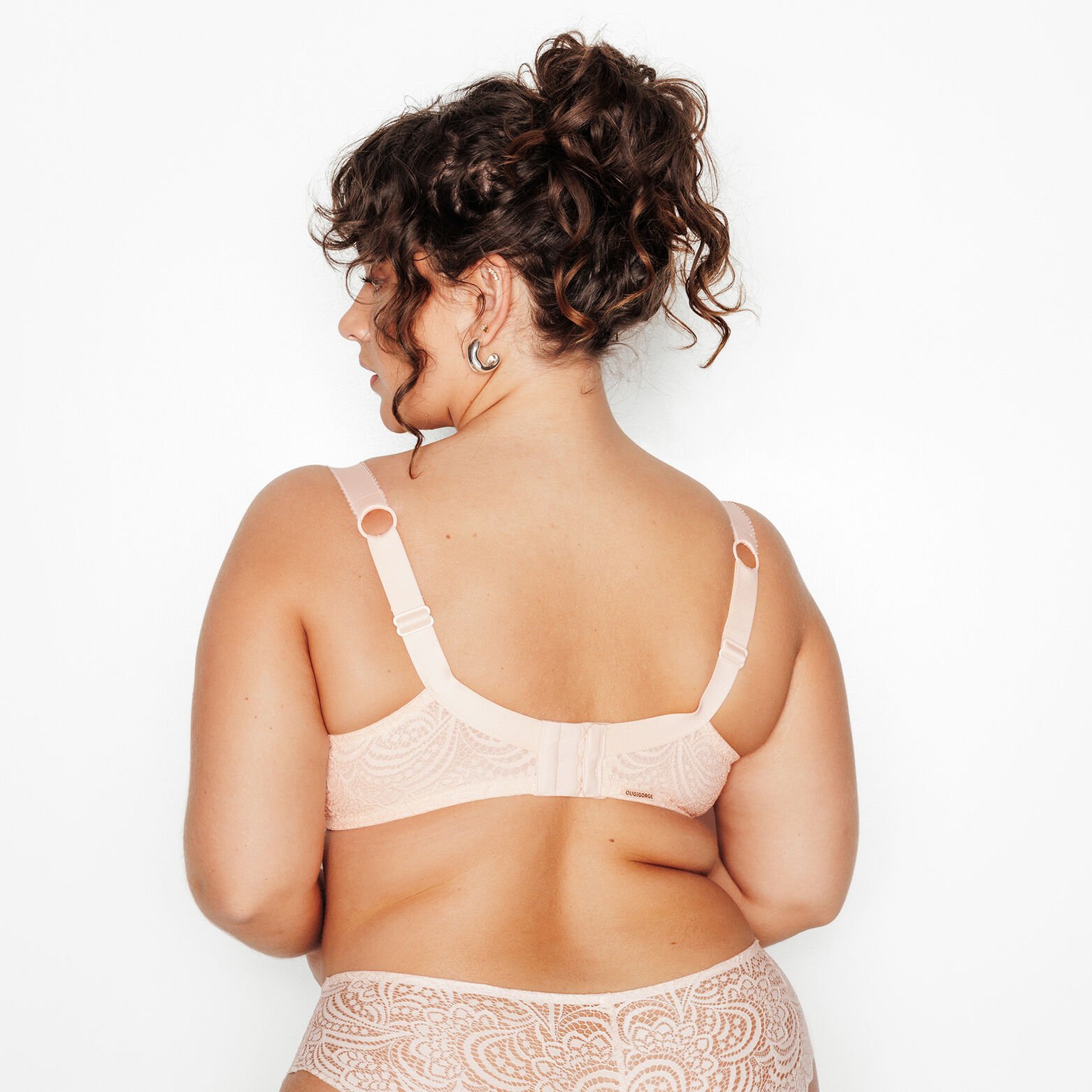 DENTELLE SOUTIEN-GORGE EMBOITANT DENTELLE POUDRE