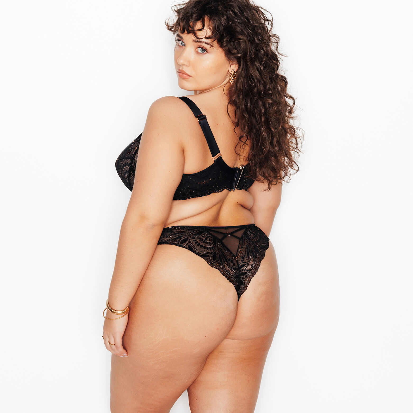 HESTER TANGA DENTELLE NOIR