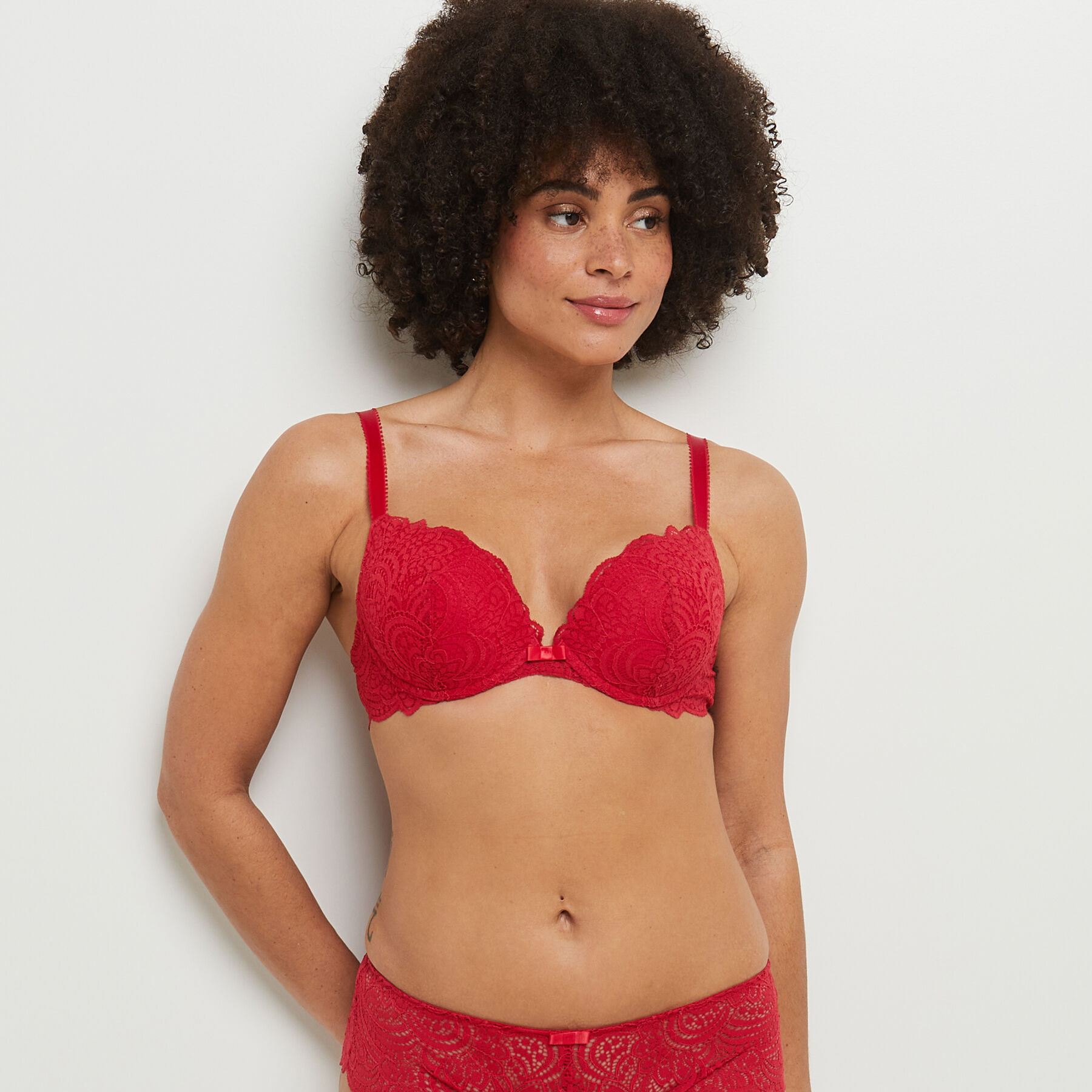 SOUTIEN GORGE PUSH ROUGE