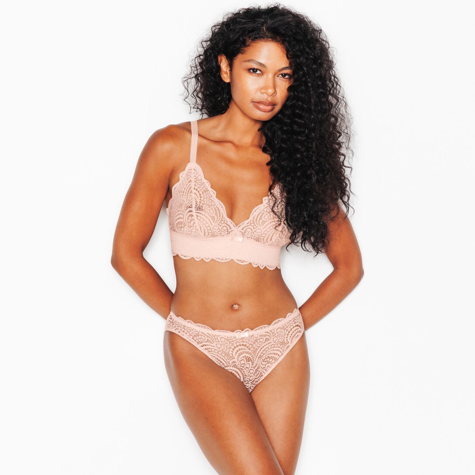 DENTELLE CULOTTE MICROFIBRE ET DENTELLE POUDRE