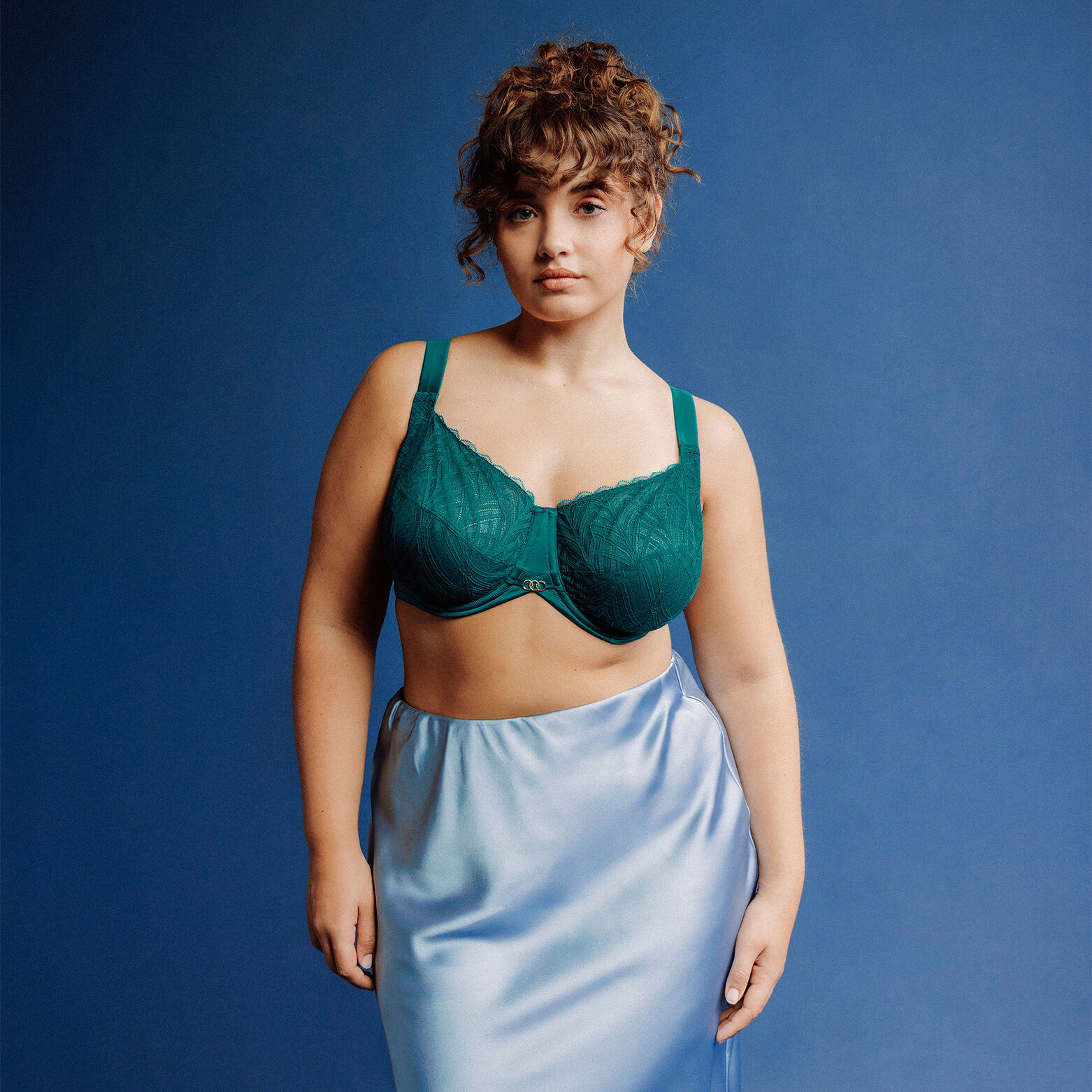 FEMME+ SOUTIEN-GORGE EMBOITANT CANARD