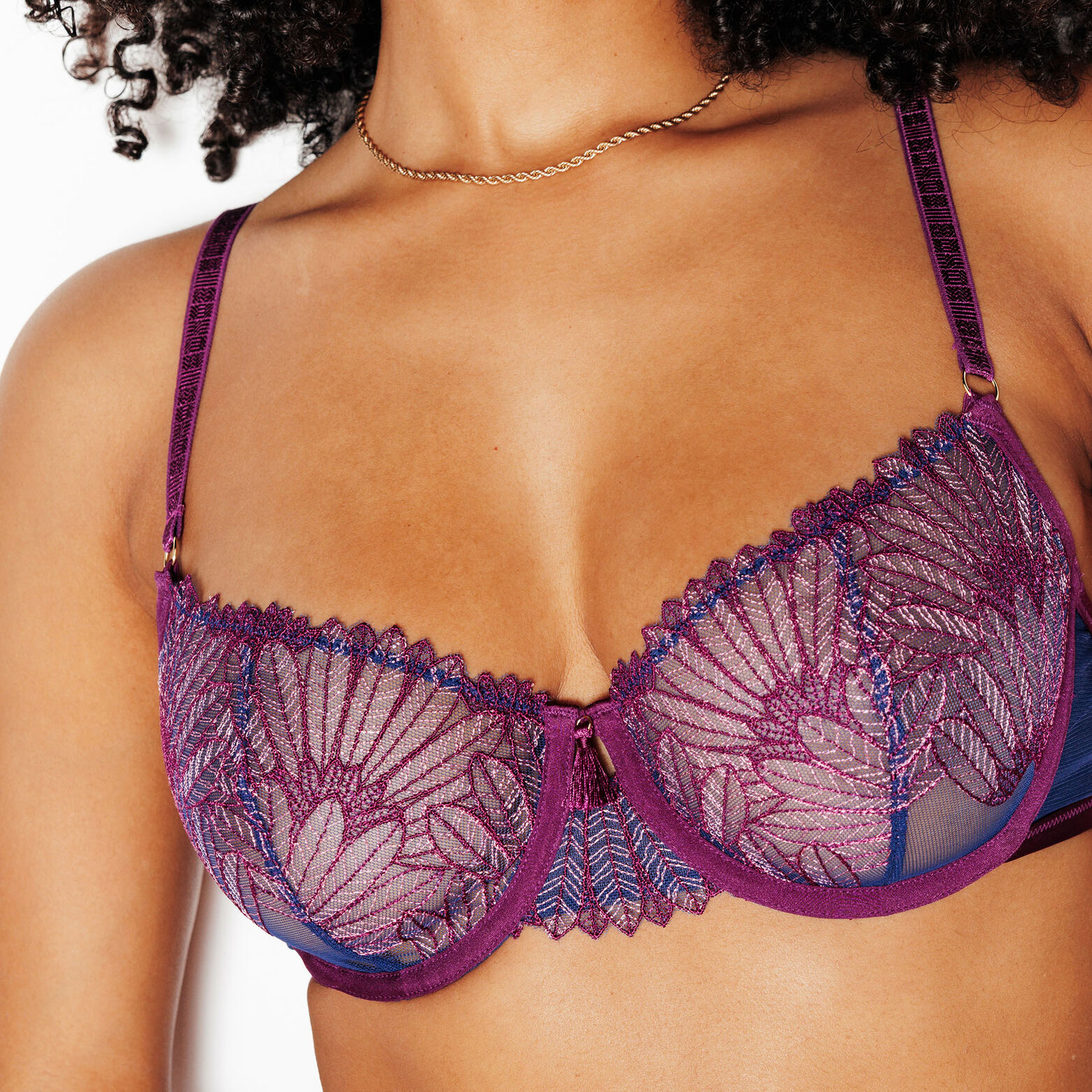 Ensemble JELYANE corbeille & tanga
