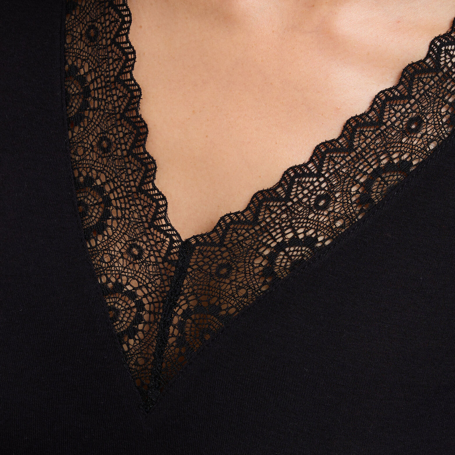 DAMART BODY MANCHES LONGUES  NOIR