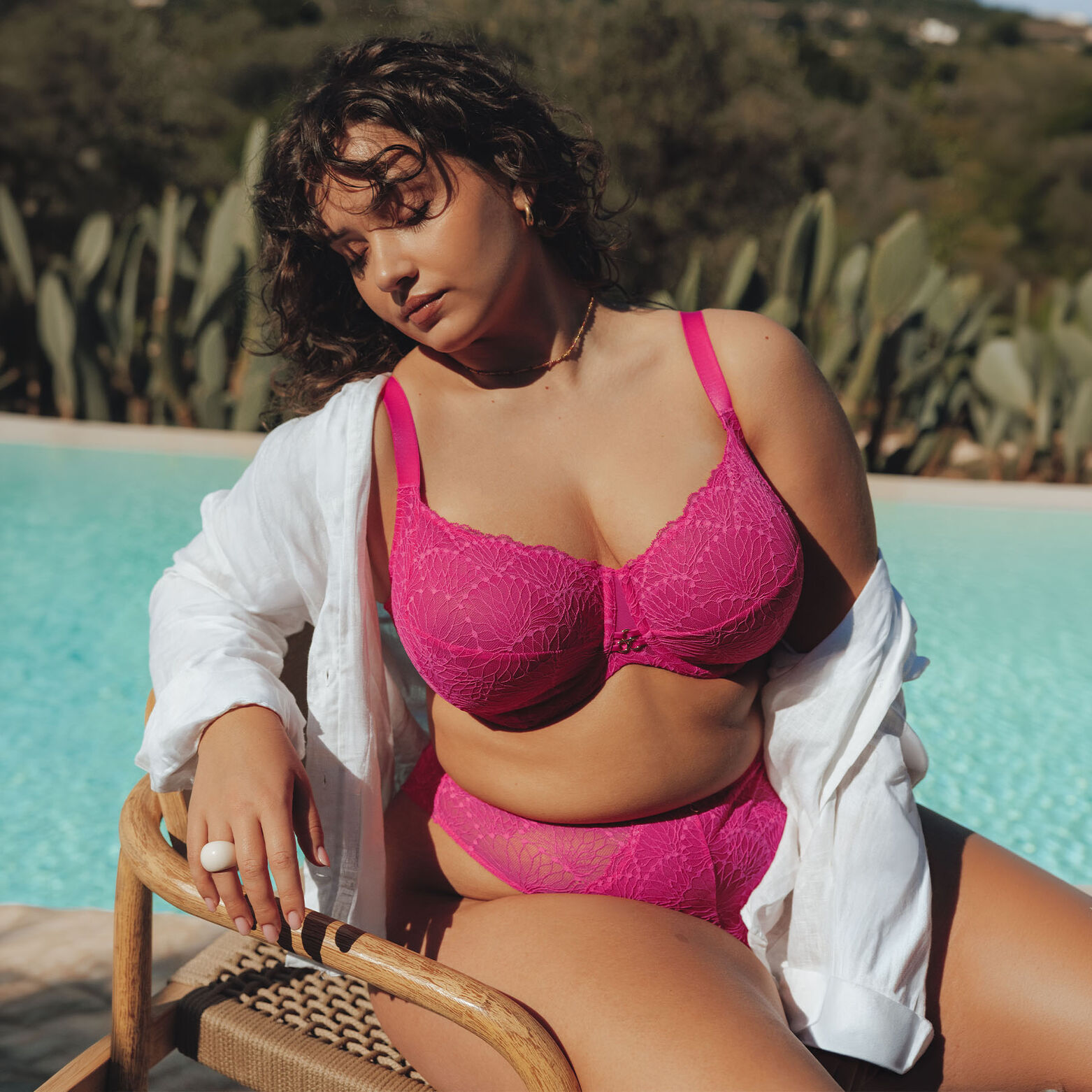 HERMINE+ SOUTIEN-GORGE EMBOITANT FUCHSIA