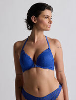 BLEU