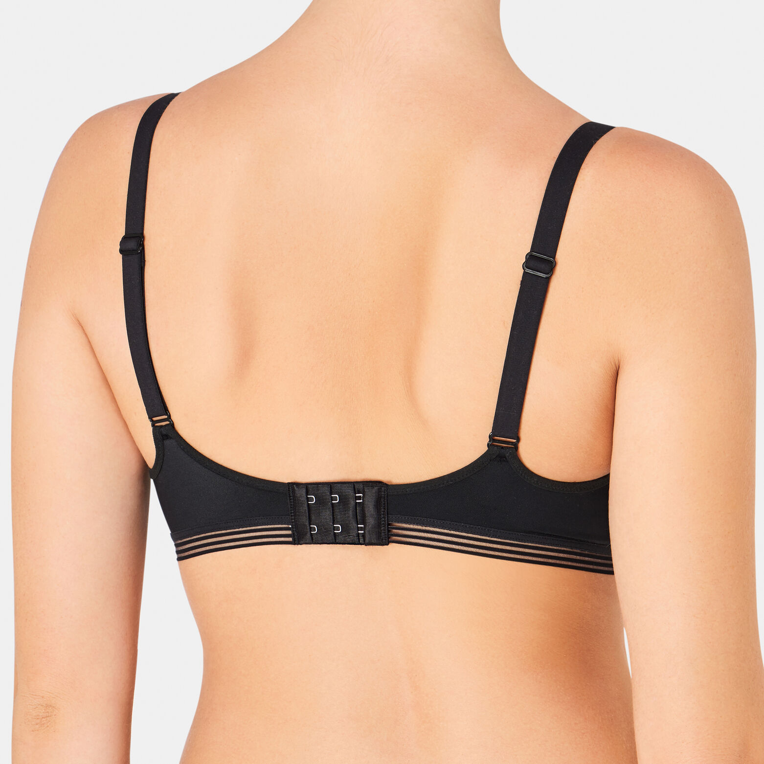 TRIUMPH INFINITE SENSATION MINIMISER NOIR