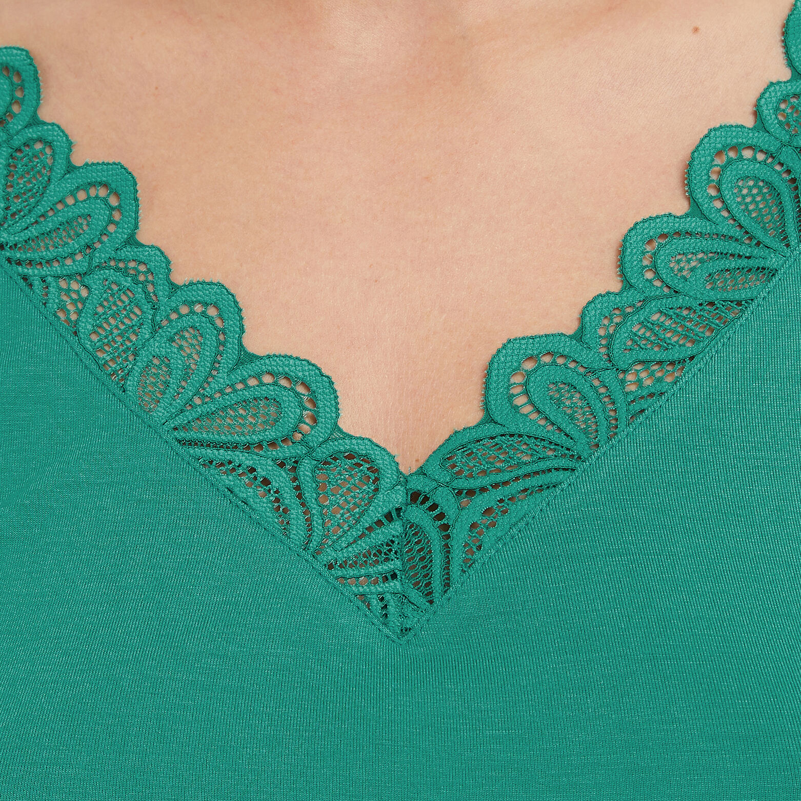 SYARA TEE SHIRT MANCHES COURTES VERT
