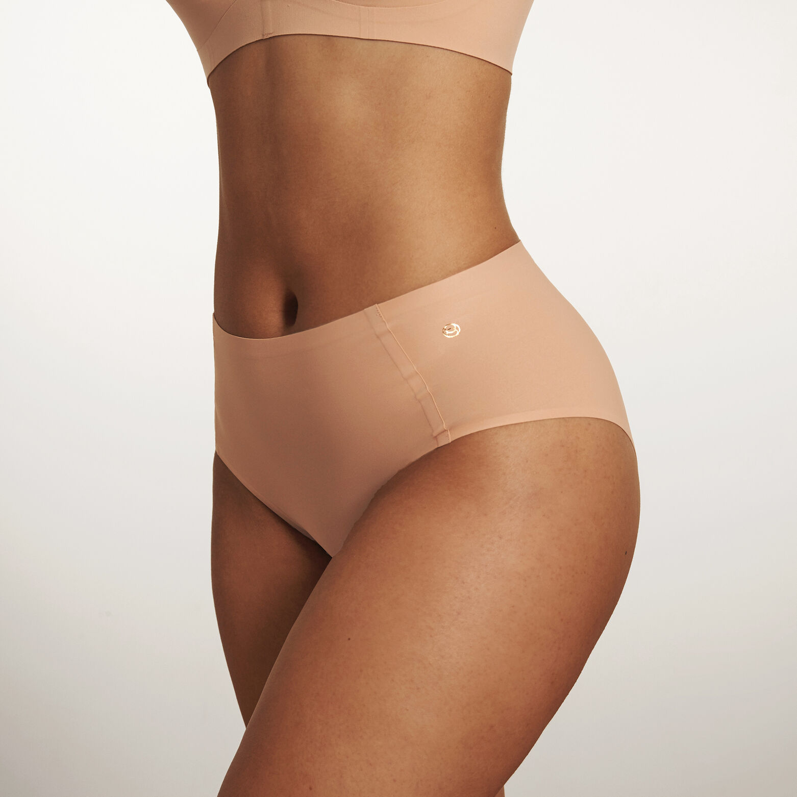 BEYOND CULOTTE POUDRE
