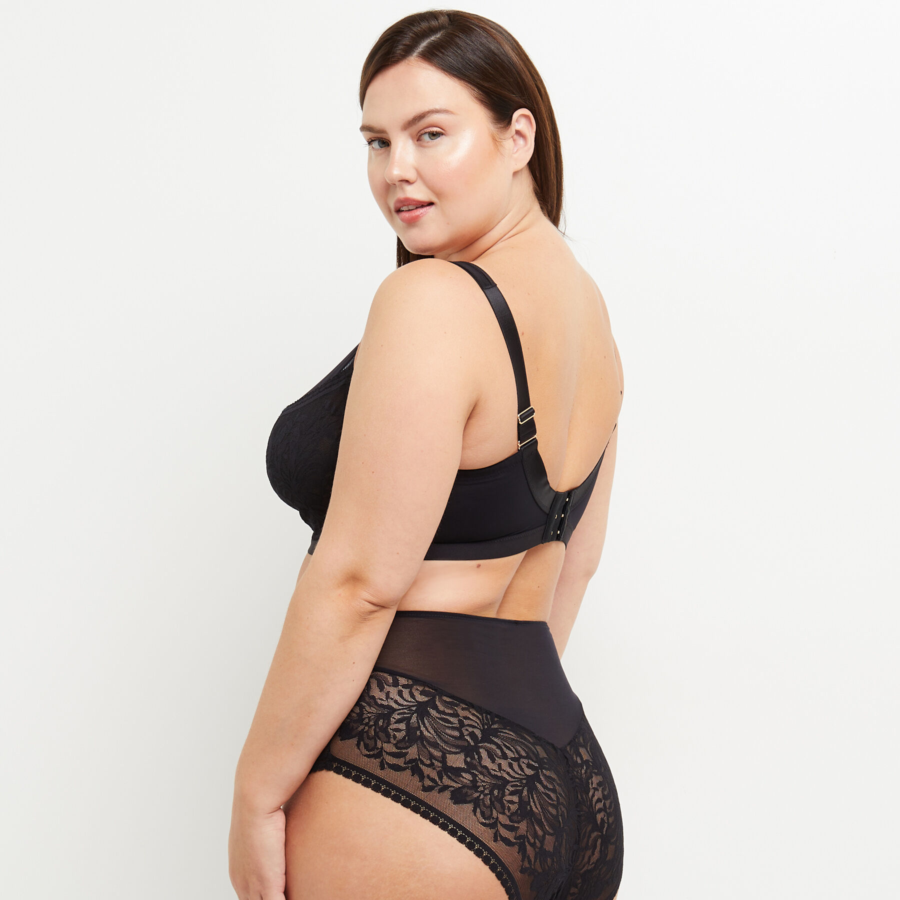 Sous vetement mariage grande taille sales