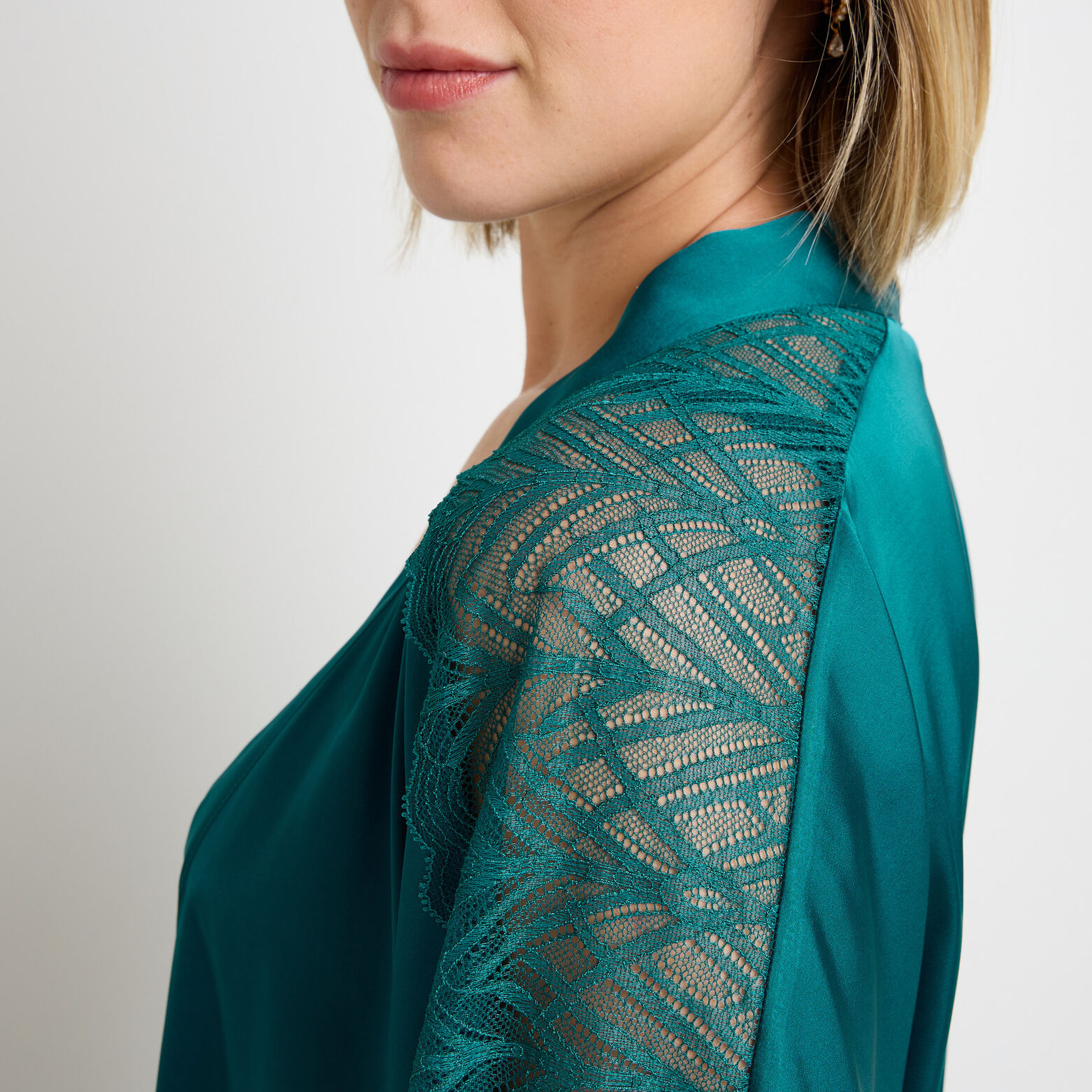 Ensemble FEMME canard sans-armatures, tanga & kimono