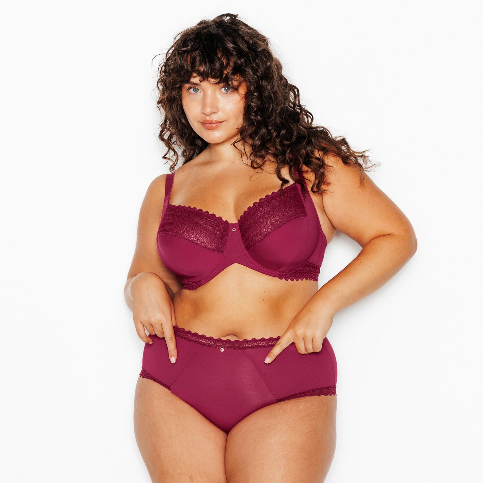 DOUCE SOUTIEN-GORGE GRANDE TAILLE BORDEAUX