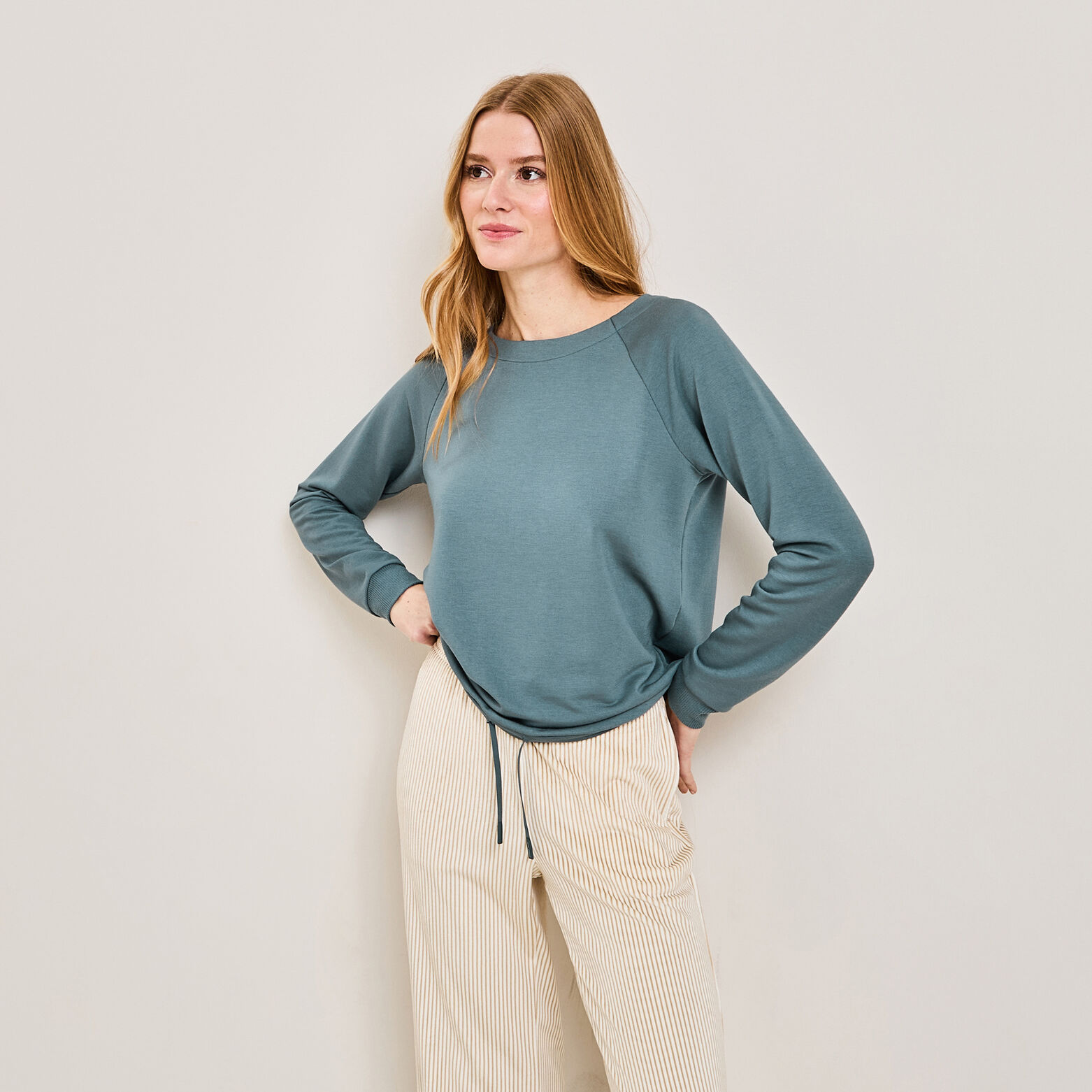 CLAFOUTIS Sweat PETROLE