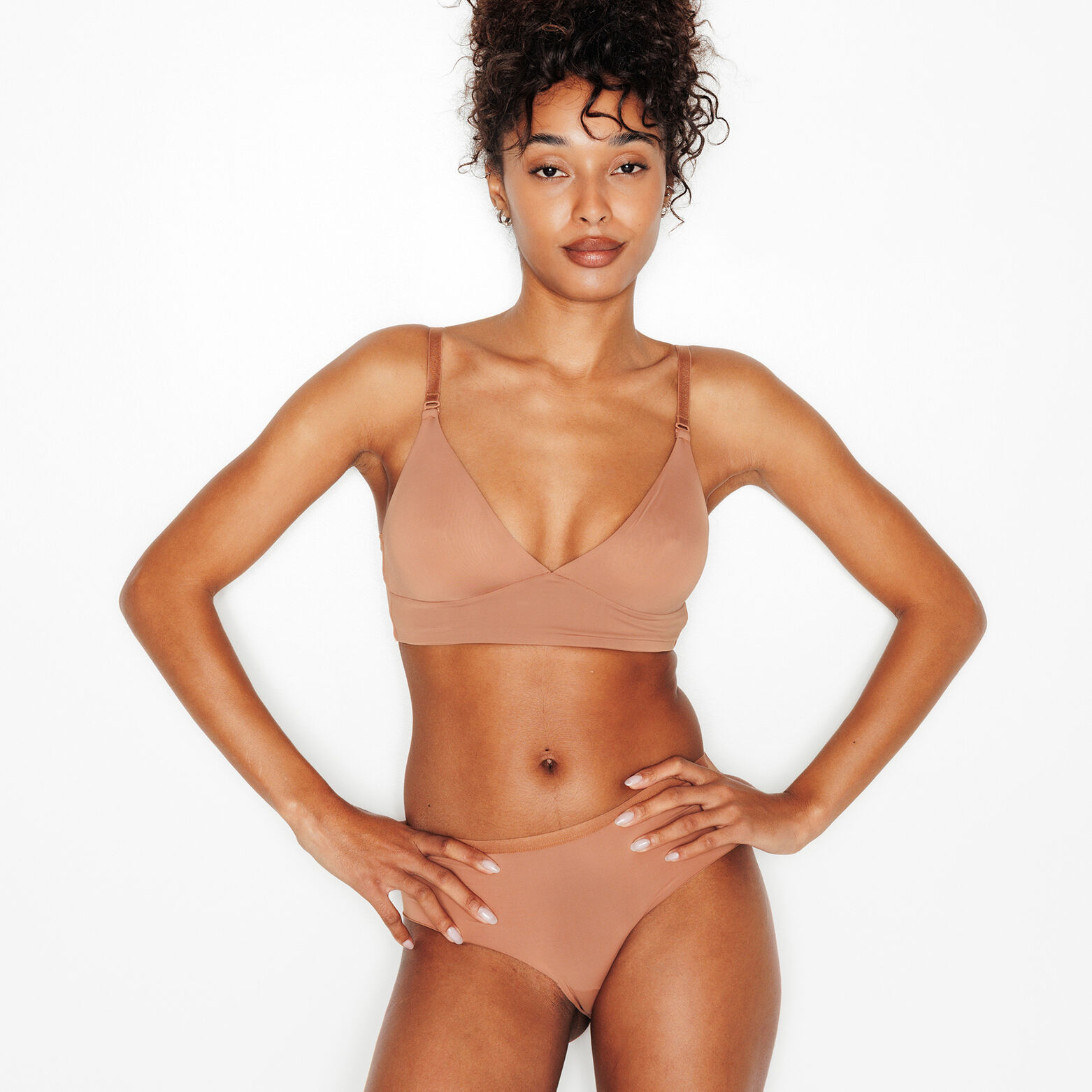 PERFECT SOUTIEN-GORGE SANS ARMATURES MICROFIBRE PEAU BRONZEE