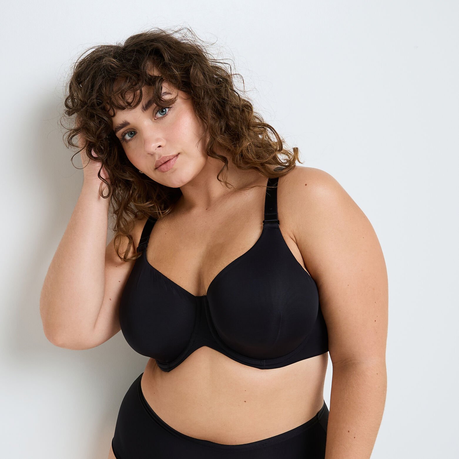 PERFECT SOUTIEN-GORGE EMBOITANT MICROFIBRE NOIR