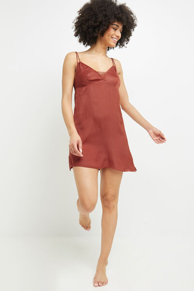 CARAMEL NUISETTE SATIN ROUGE