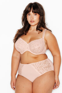 SUBLIME SOUTIEN-GORGE EMBOITANT POUDRE