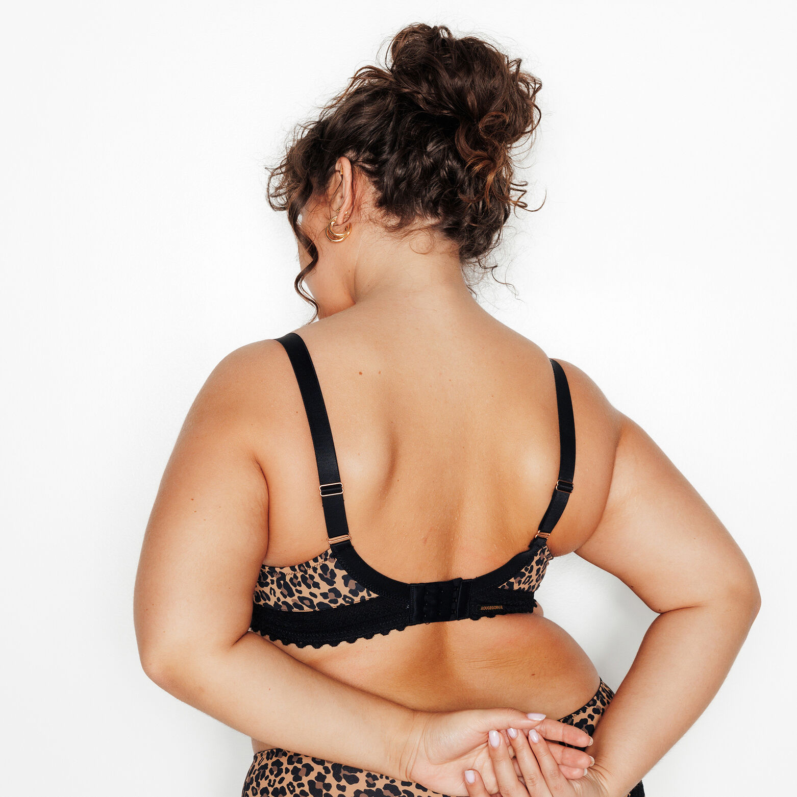 DOUCE SOUTIEN-GORGE GRANDE TAILLE MULTICO NOIR