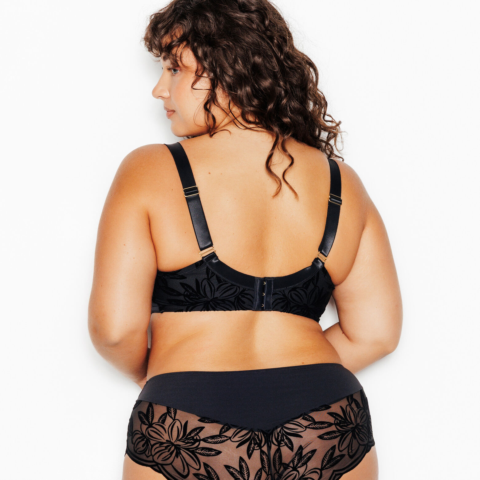 JOIE SOUTIEN-GORGE EMBOITANT NOIR
