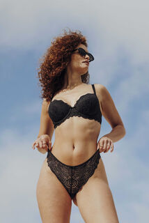 DENTELLE SOUTIEN-GORGE AMPLI DENTELLE NOIR