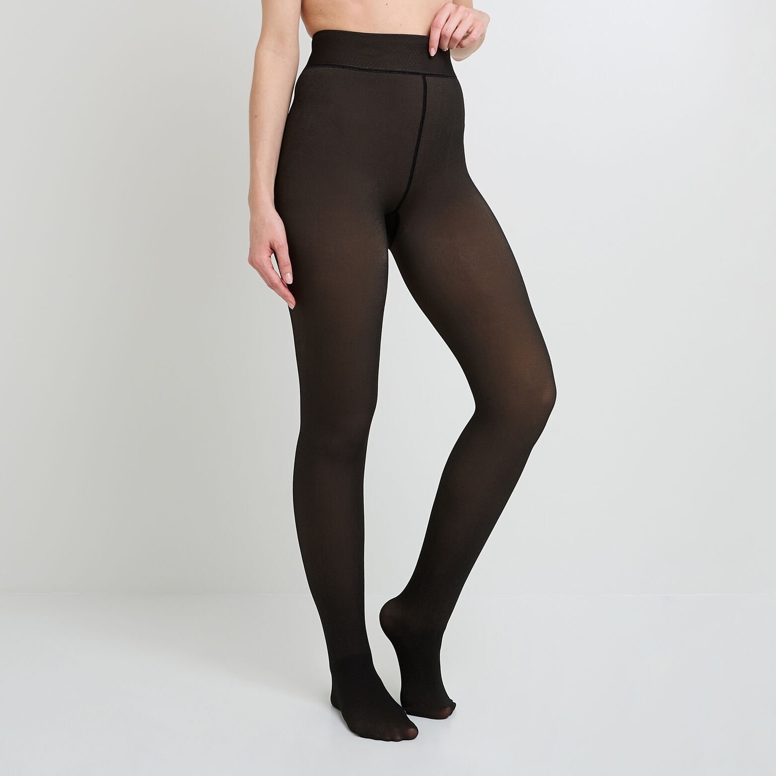 MOUSSE COLLANTS POLAIRES NOIR