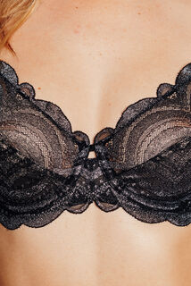 Ensemble HASNA emboitant, tanga, porte-jarretelles & bas