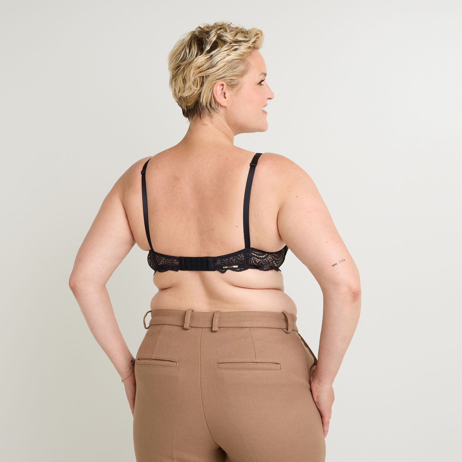 DENTELLE Soutien-gorge Post opératoire Triangle NOIR