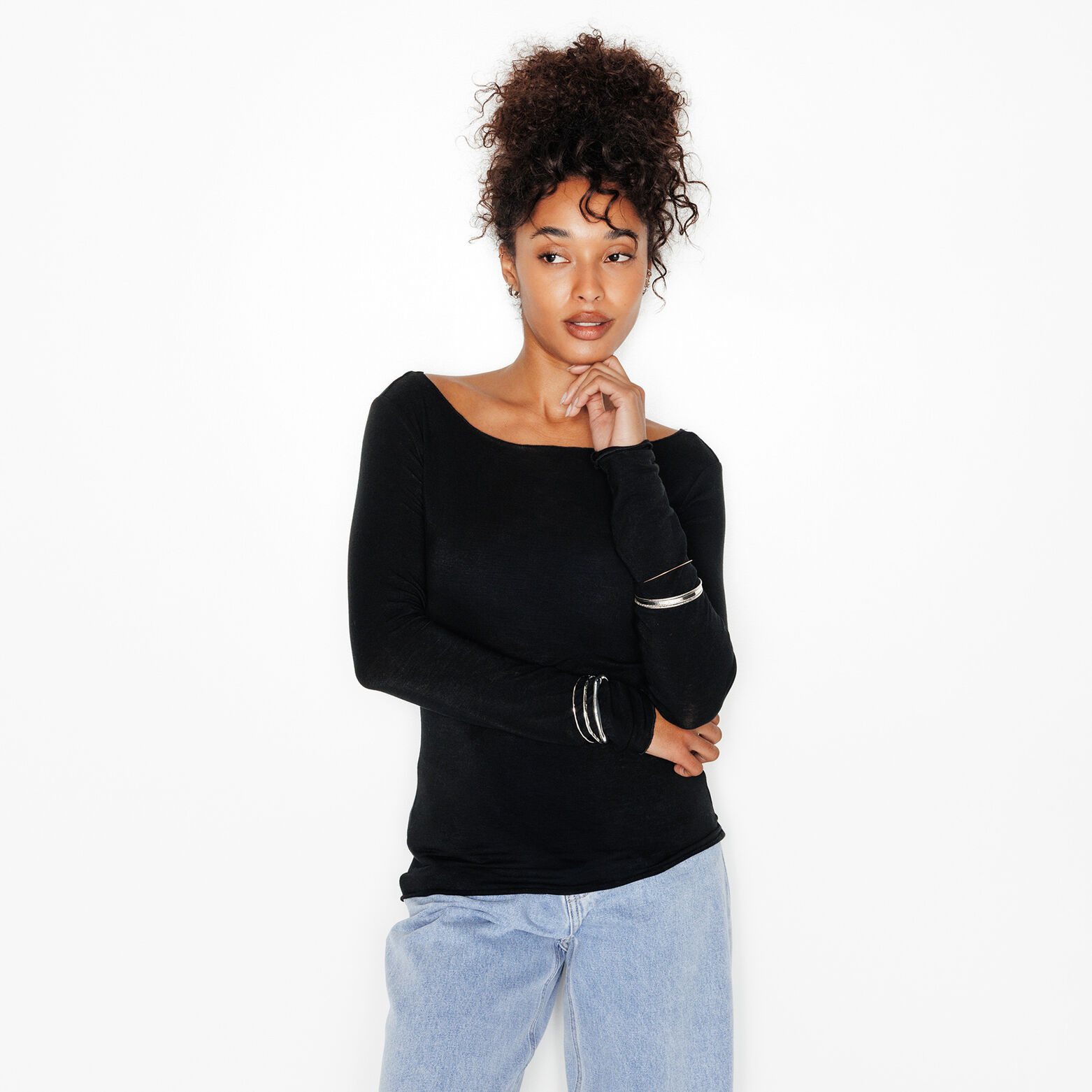 HORTENSE TEE-SHIRT AVEC LAINE NOIR