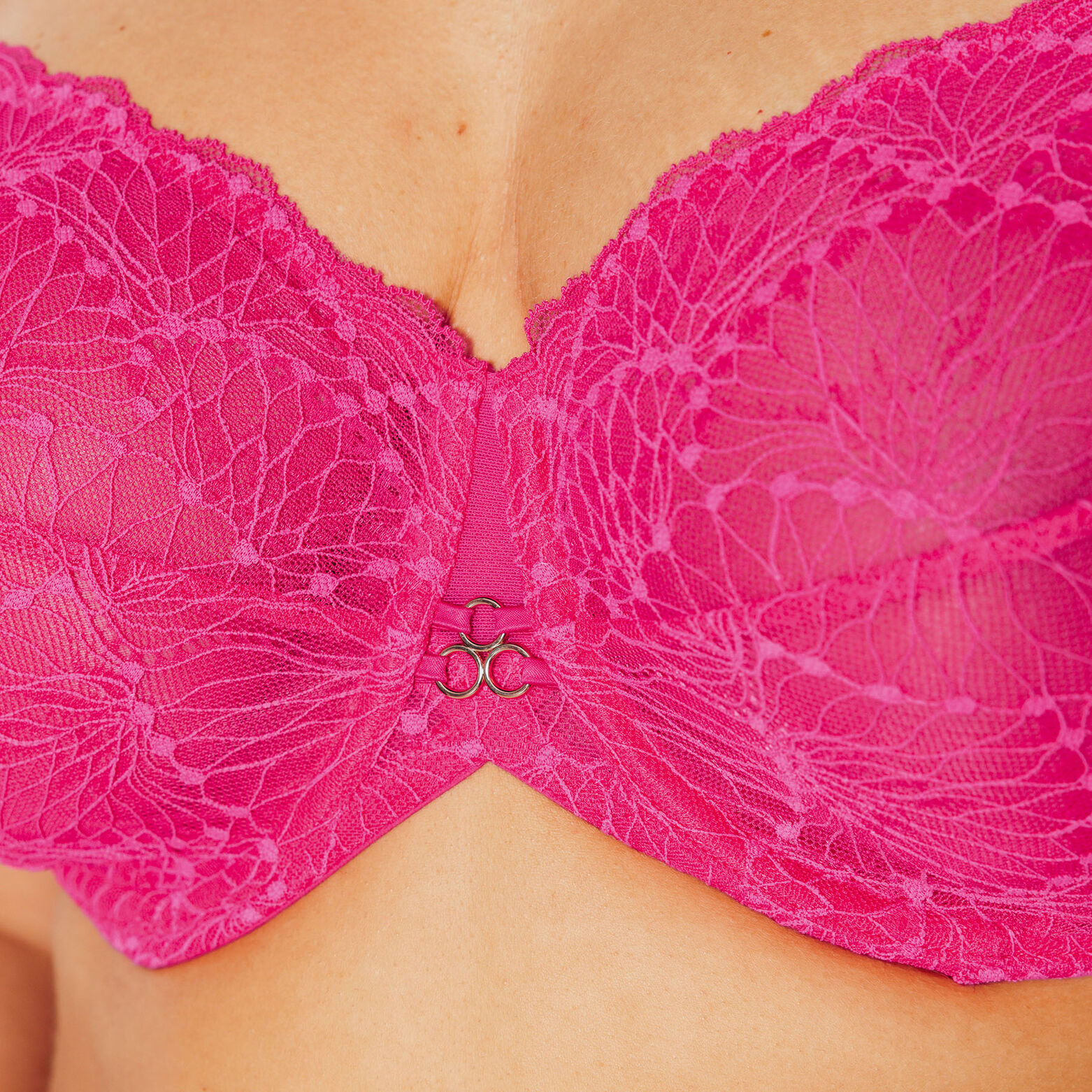 HERMINE+ SOUTIEN-GORGE EMBOITANT FUCHSIA