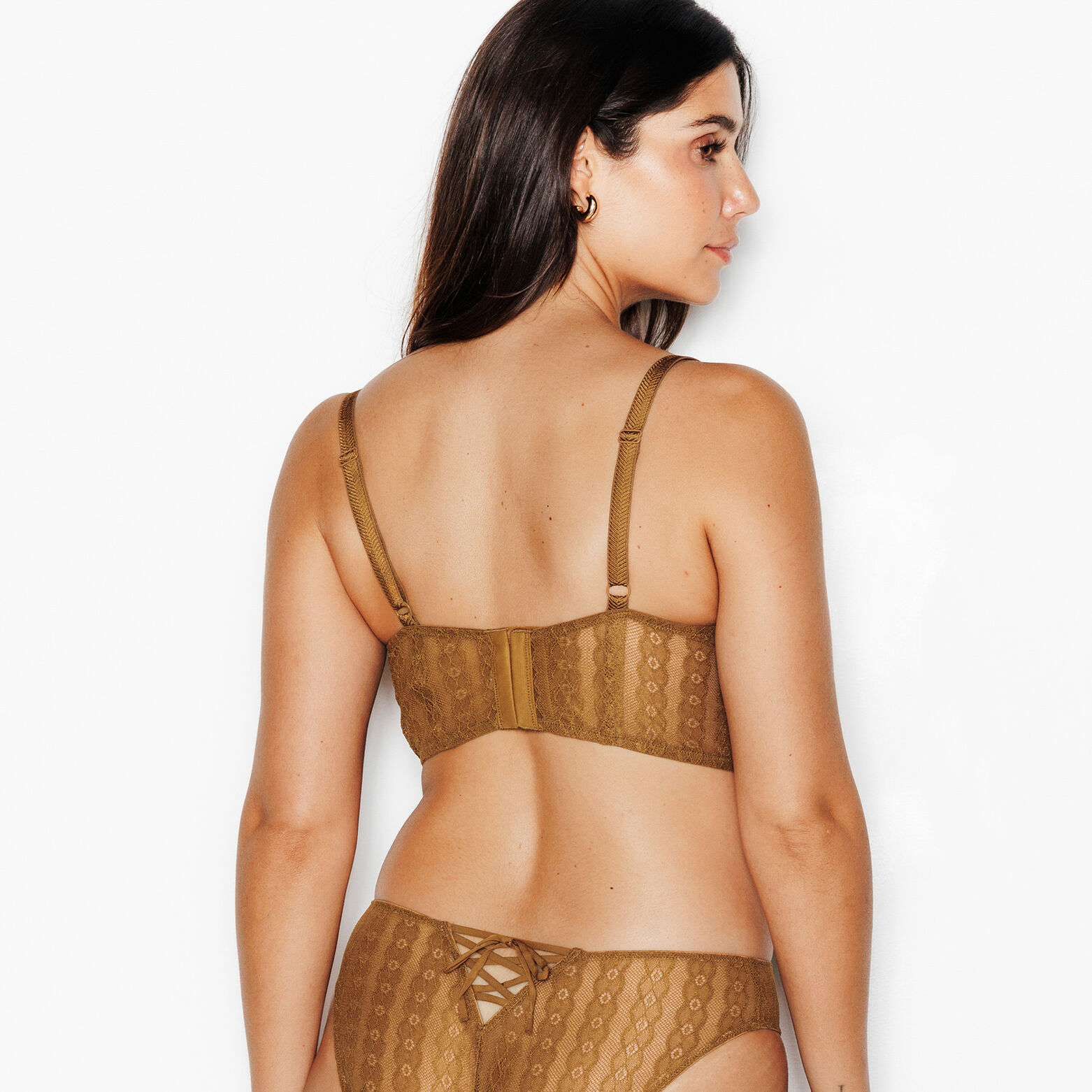 JO SOUTIEN-GORGE BUSTIER CORBEILLE OCRE