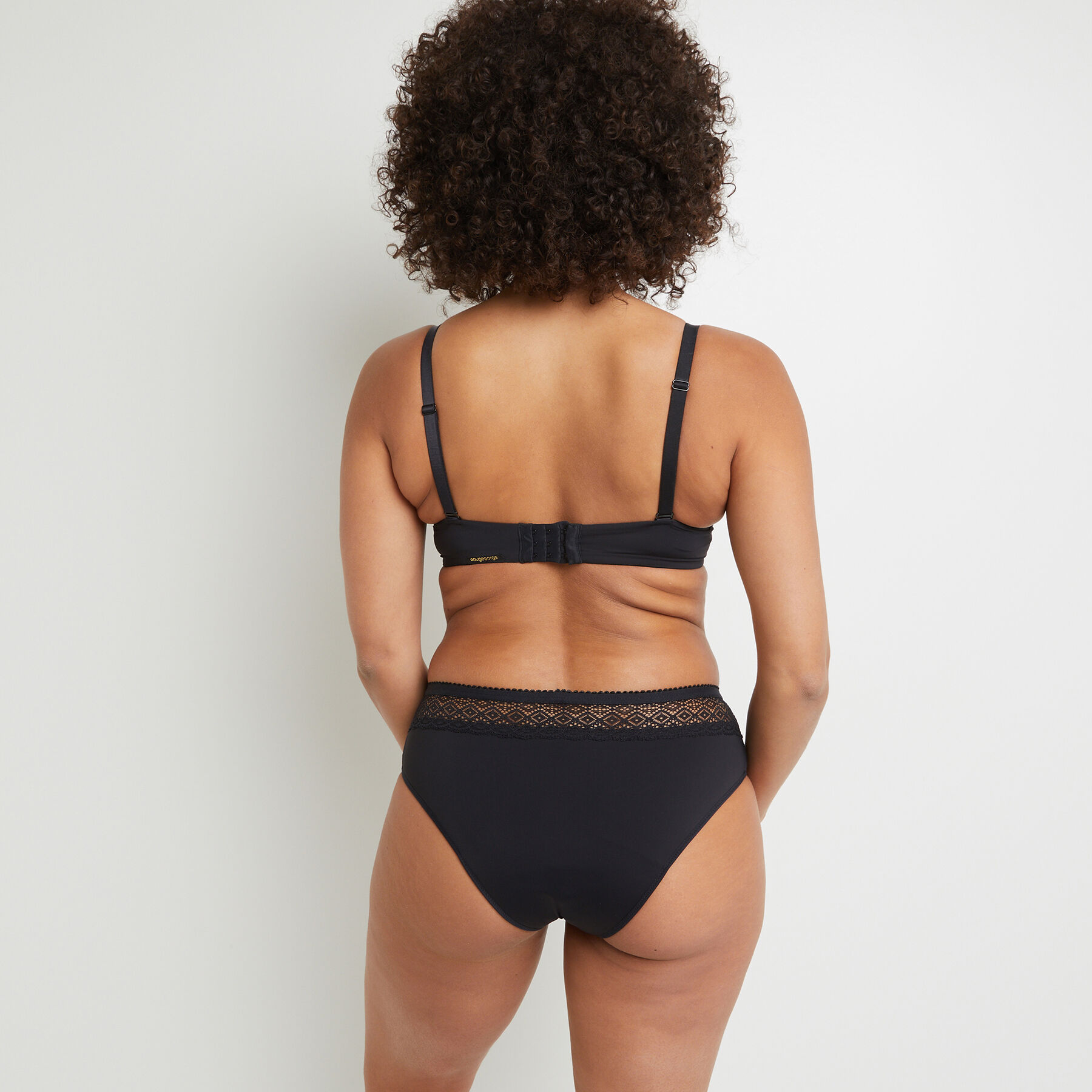 SHORTY MENSTRUEL FLUX MOYEN NOIR RougeGorge