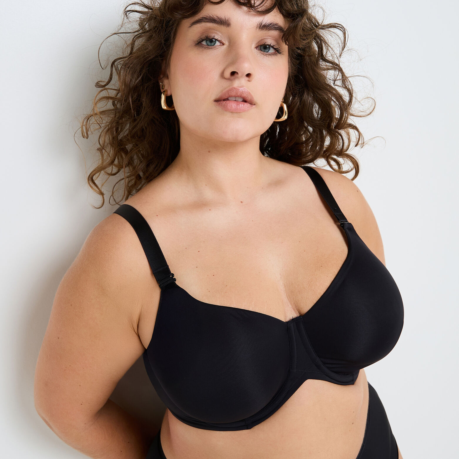 PERFECT SOUTIEN-GORGE EMBOITANT MICROFIBRE NOIR