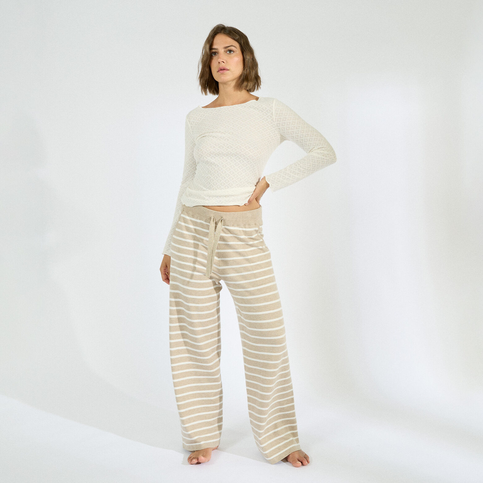 FEERIE PANTALON EN TRICOT BEIGE