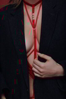 BABY STRING HARNAIS ROUGE