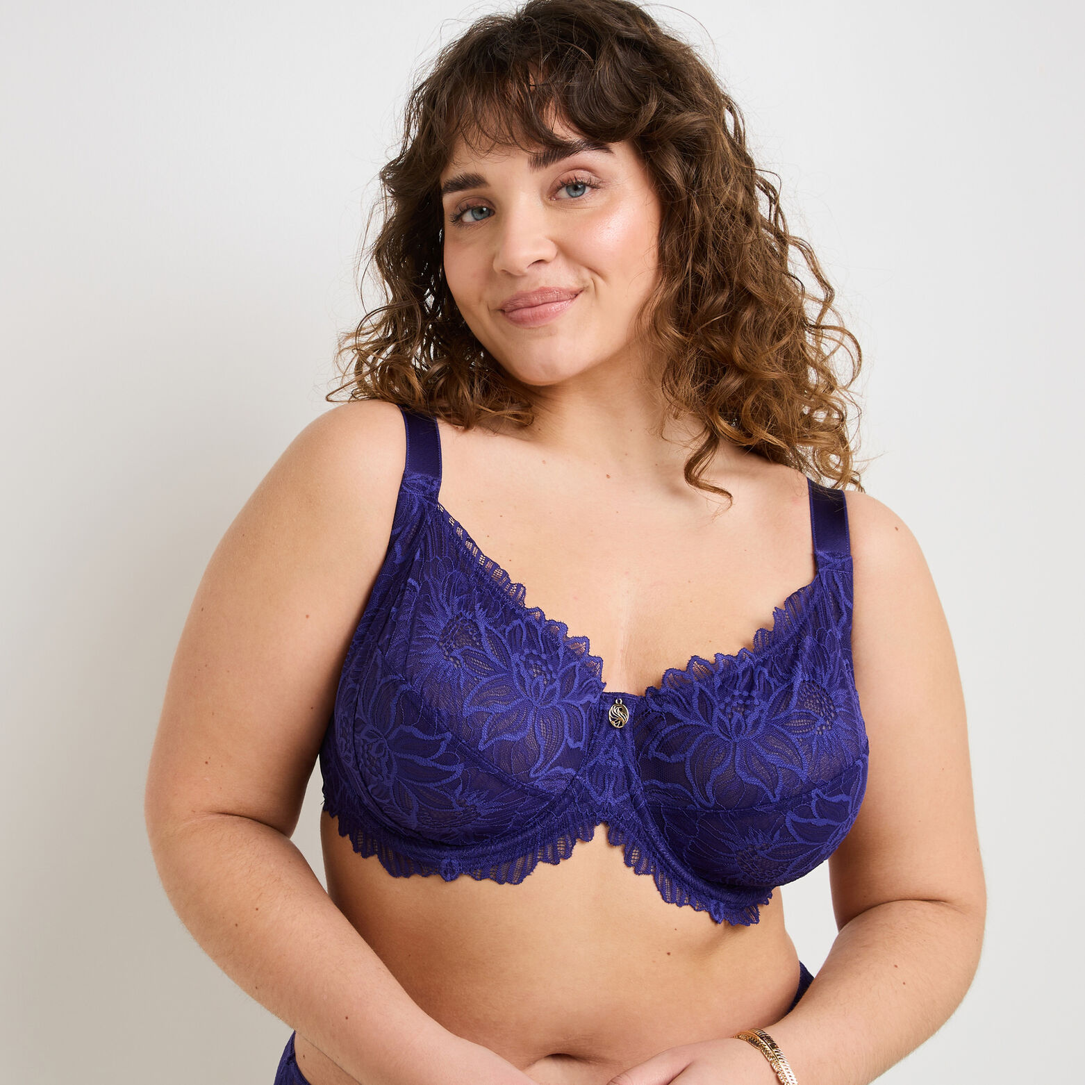 DONA+ SOUTIEN-GORGE EMBOITANT DENTELLE VIOLET