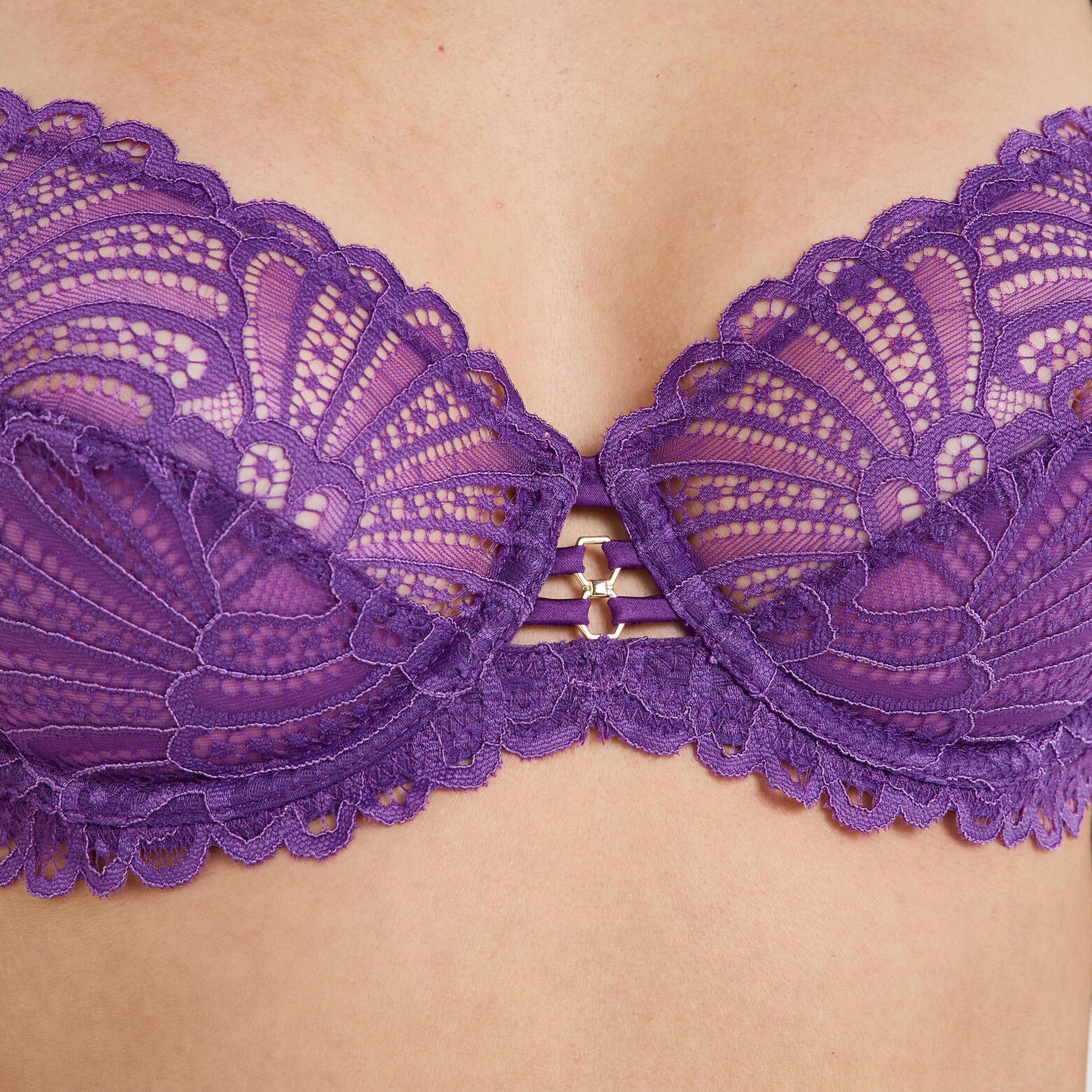HYPE SOUTIEN-GORGE EMBOITANT VIOLET