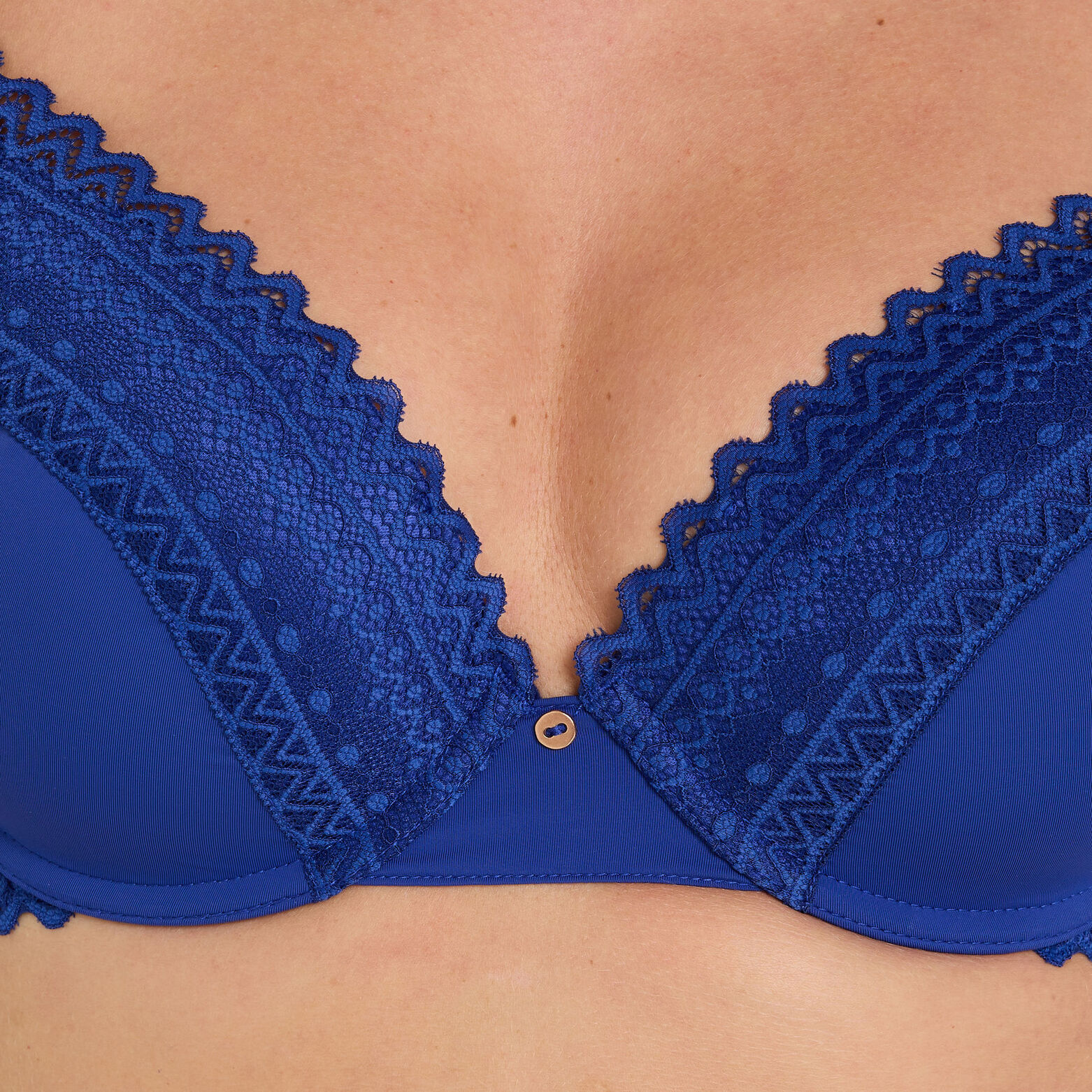 DOUCE SOUTIEN-GORGE AMPLIFORME MICROFIBRE BLEU