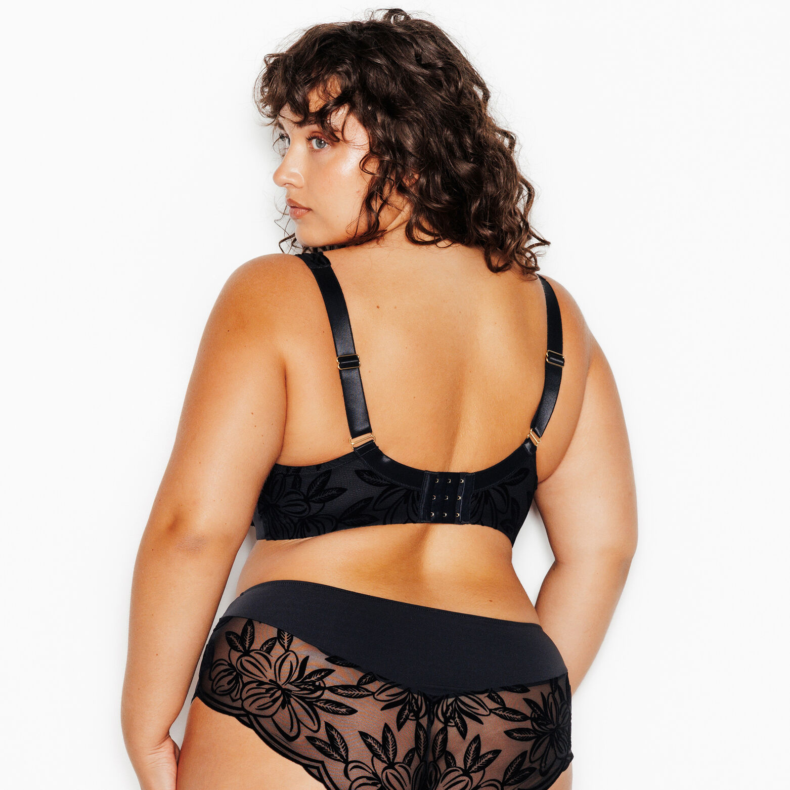 JOIE SOUTIEN-GORGE SANS ARMATURES NOIR