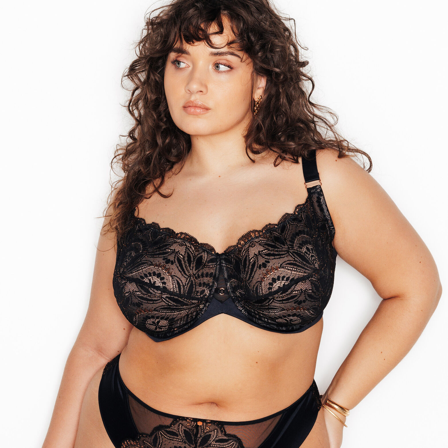 HESTER SOUTIEN-GORGE DENTELLE NOIR