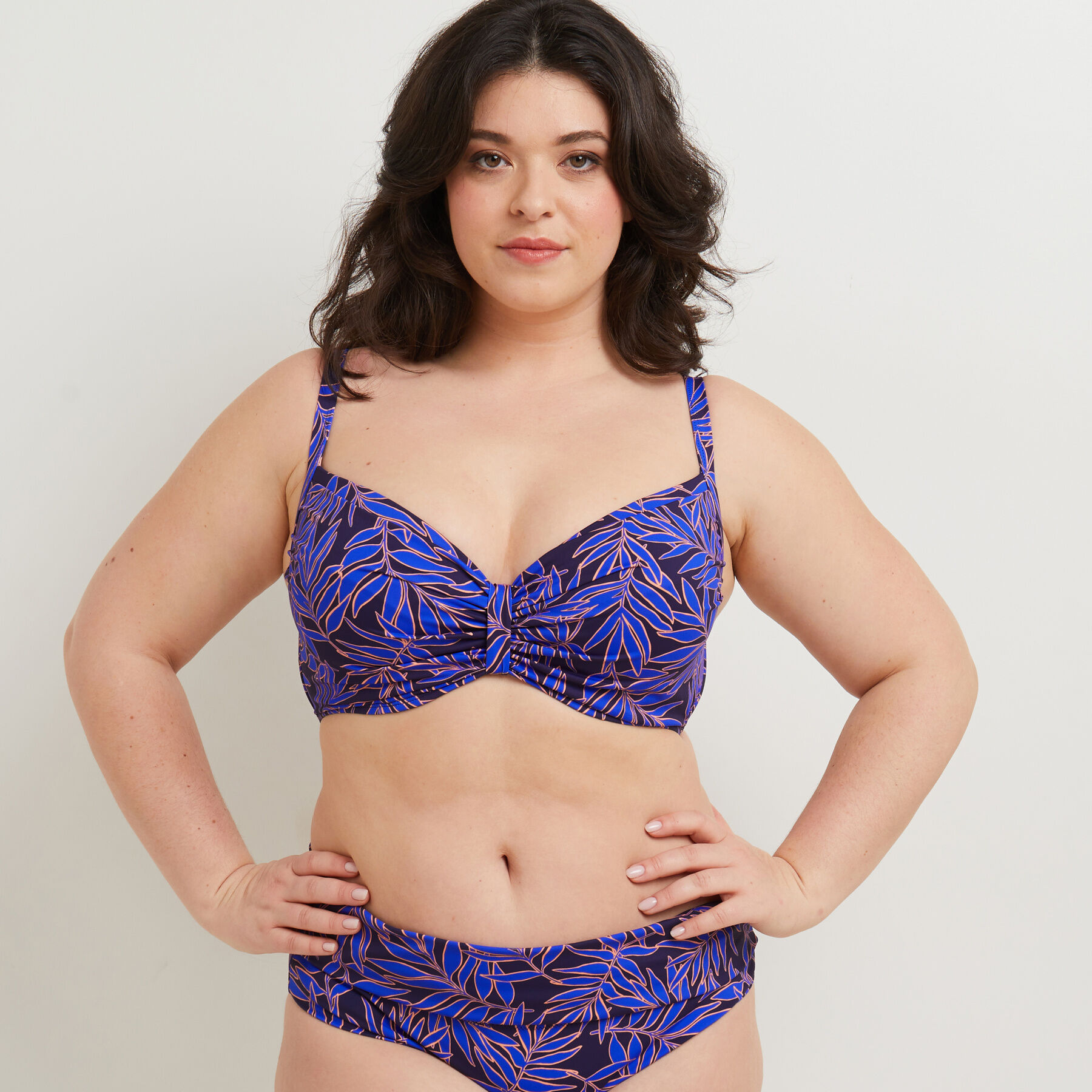 Bikini rouge gorge 2025