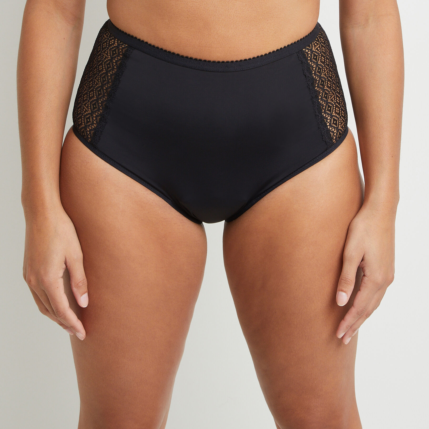 CULOTTE MENSTRUELLE FLUX MOYEN NOIR RougeGorge