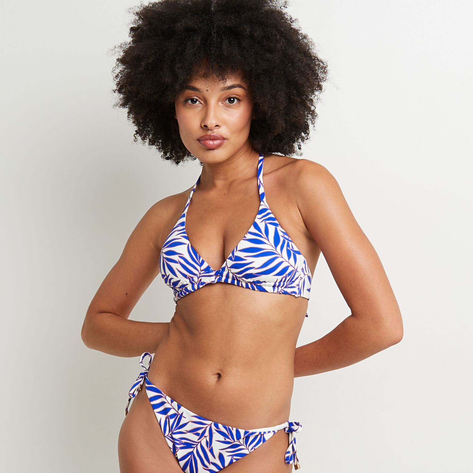 MOON SOUTIEN GORGE TRIANGLE  MULTICO BLANC
