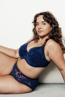 FANTINE SOUTIEN-GORGE EMBOITANT GRANDE TAILLE MARINE
