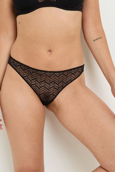 TANGA DENTELLE NOIR
