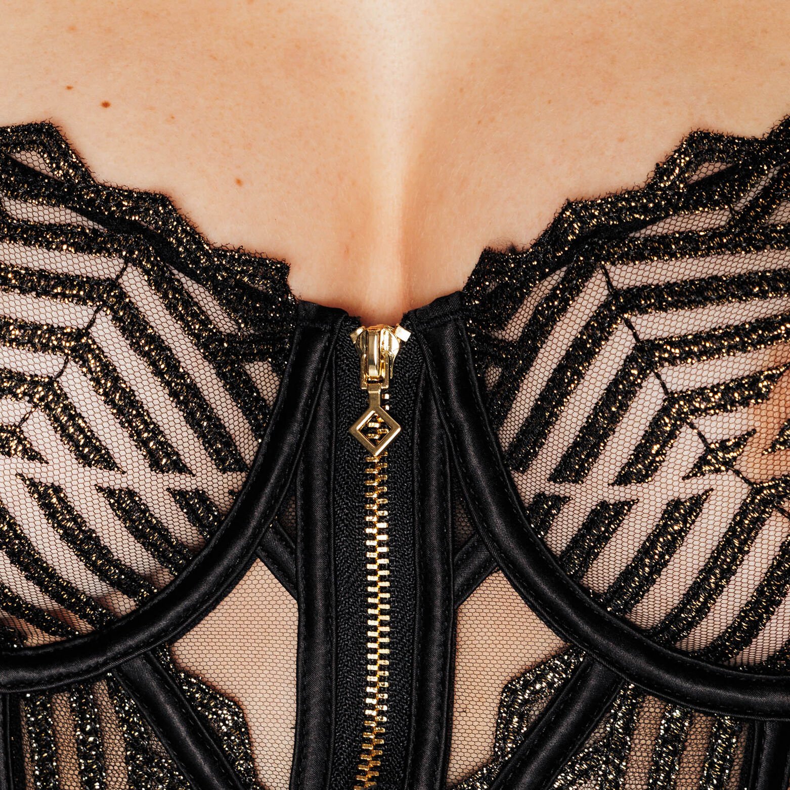 AXELLE SOUTIEN-GORGE CORBEILLE BUSTIER NOIR