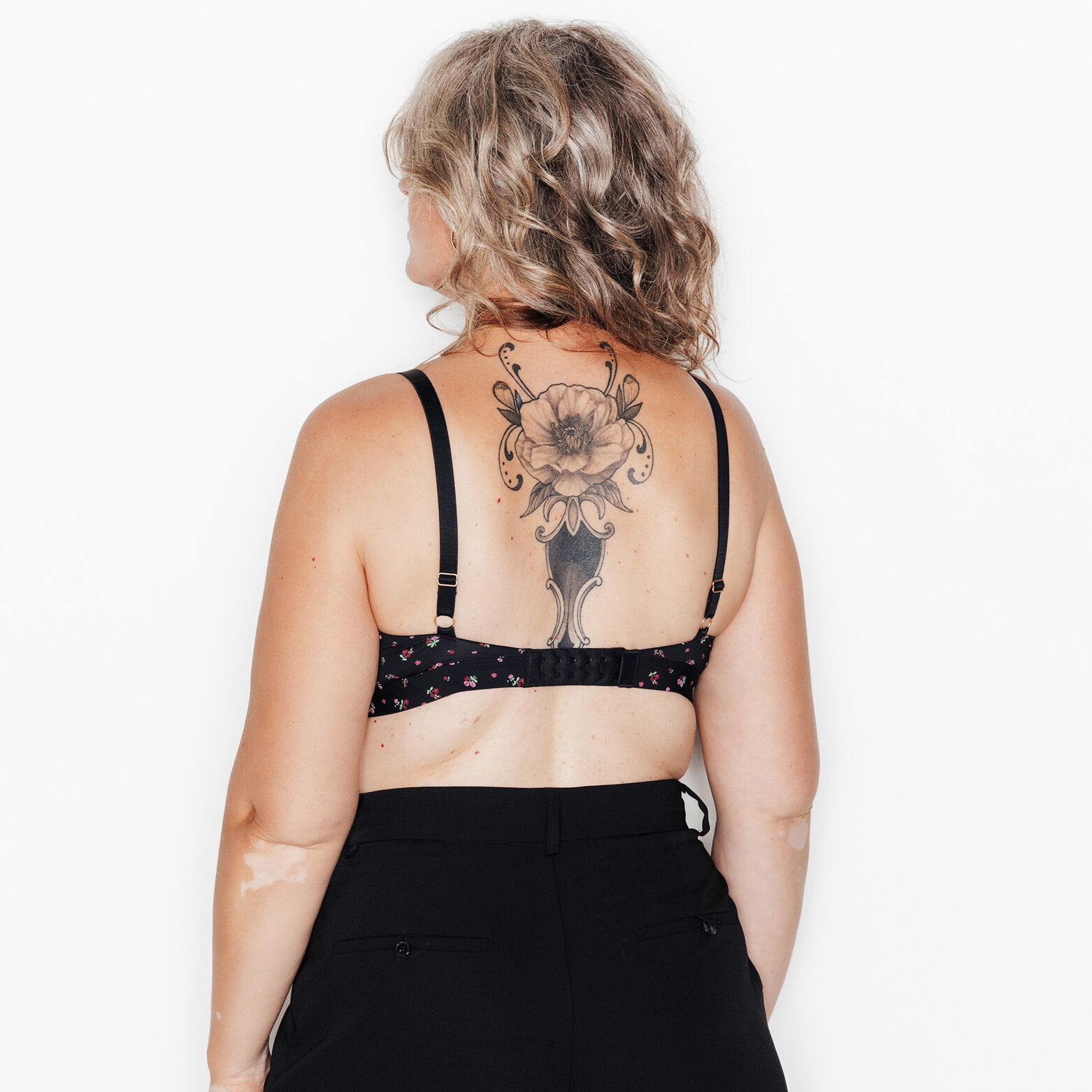 DOUCE Soutien-gorge Post op&eacute;ratoire Triangle MULTICO NOIR
