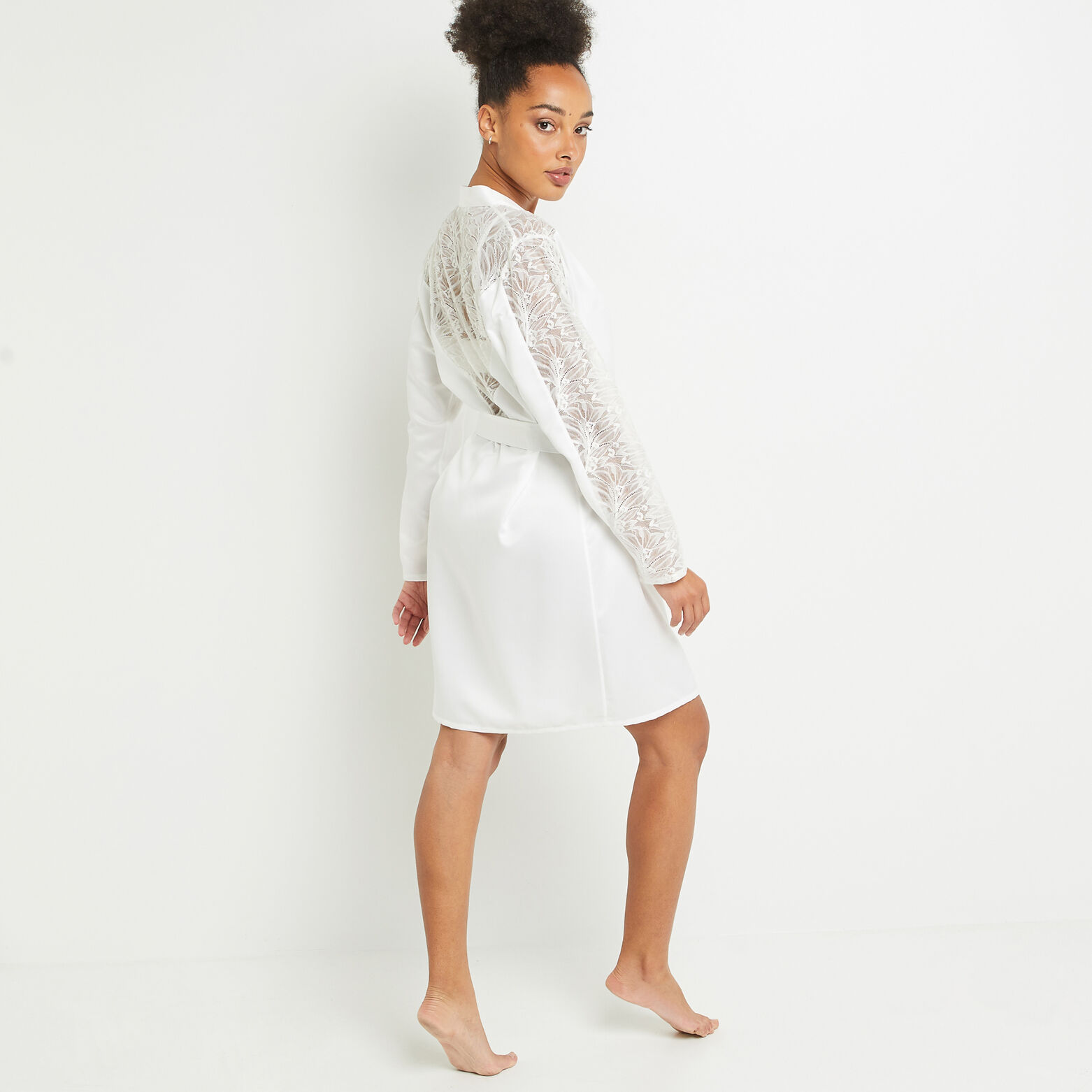 TINA DESHABILLE DENTELLE BLANC