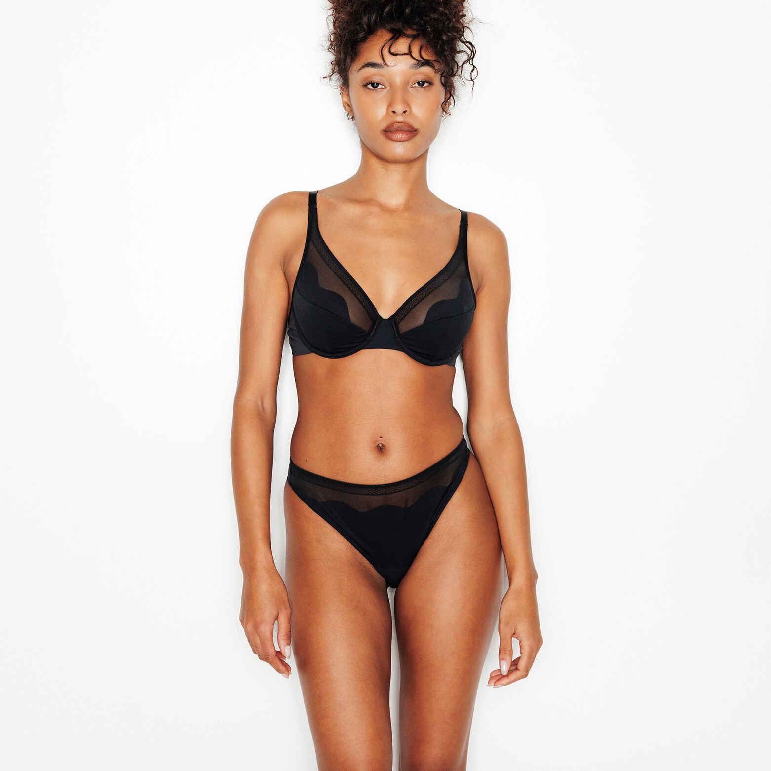 IRENE TANGA MICROFIBRE NOIR