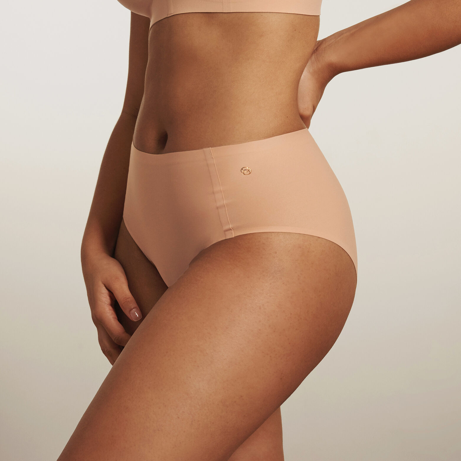 BEYOND CULOTTE POUDRE