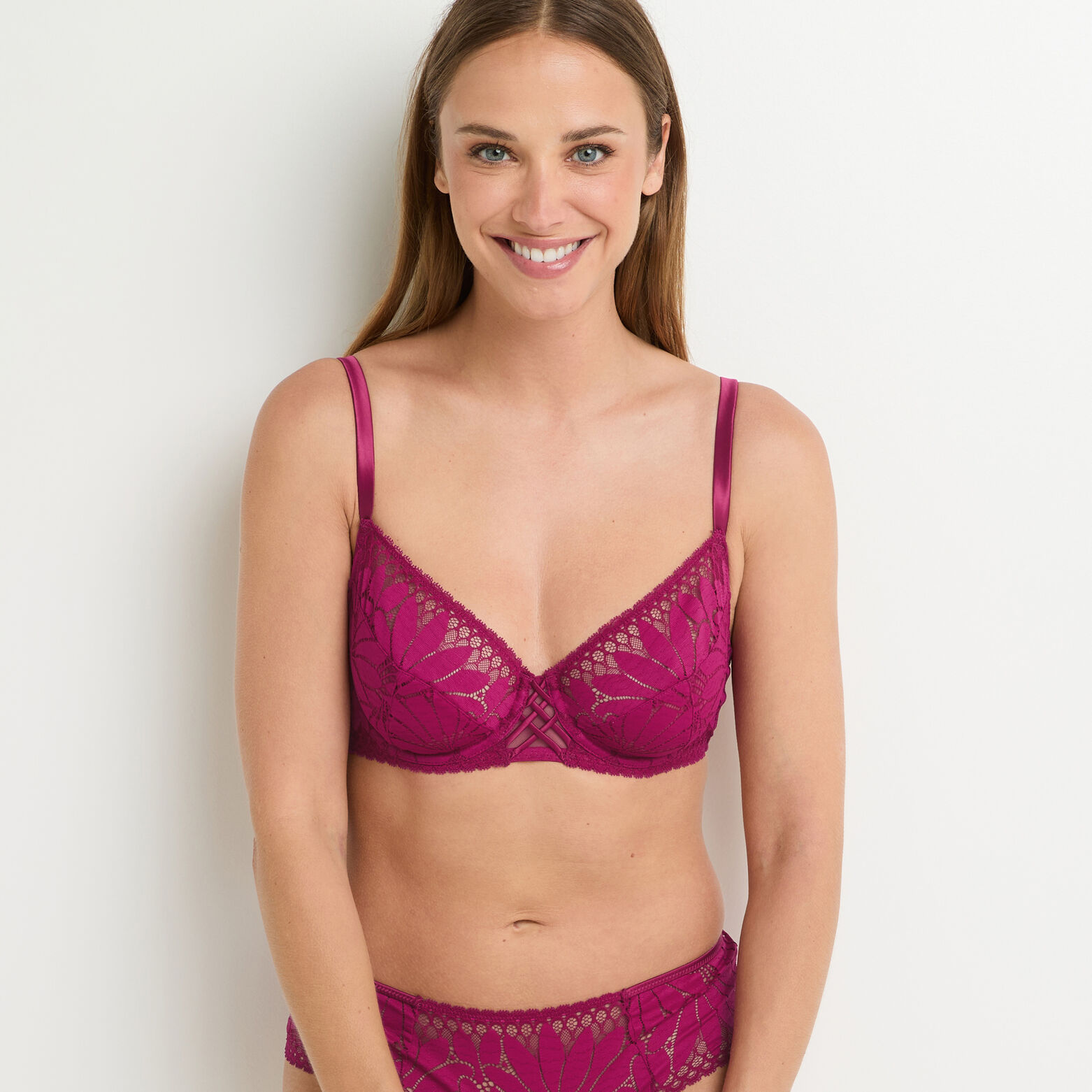 FIRE SOUTIEN-GORGE EMBOITANT DENTELLE  ROSE